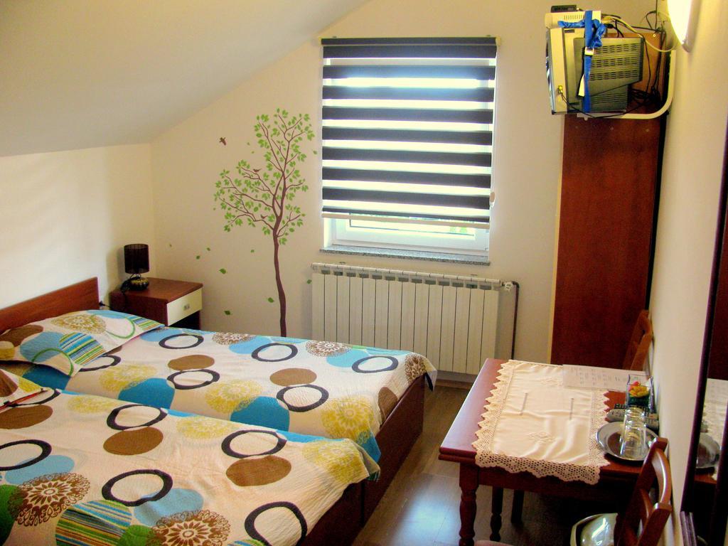 House Sekulic Otel Grabovac  Oda fotoğraf